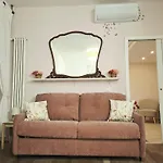 Melli's R-home Apartment Rome