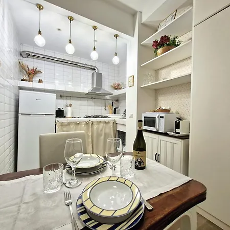 Melli's R-home 公寓 *